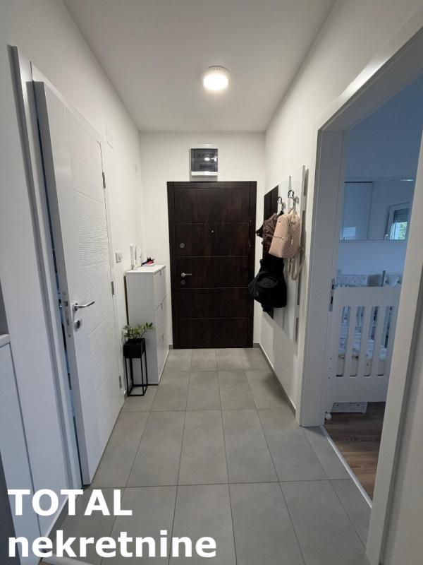 Slika 10 - Stan,NOVI SAD,ADICE,kv: 29.00, € 78000, ID: 1102648