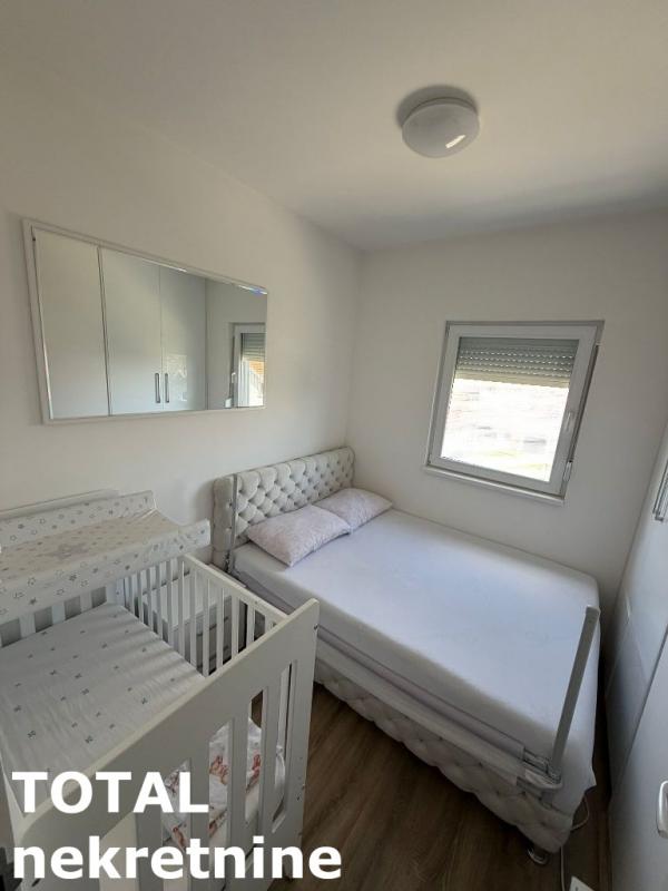 Slika 5 - Stan,NOVI SAD,ADICE,kv: 29.00, € 78000, ID: 1102648