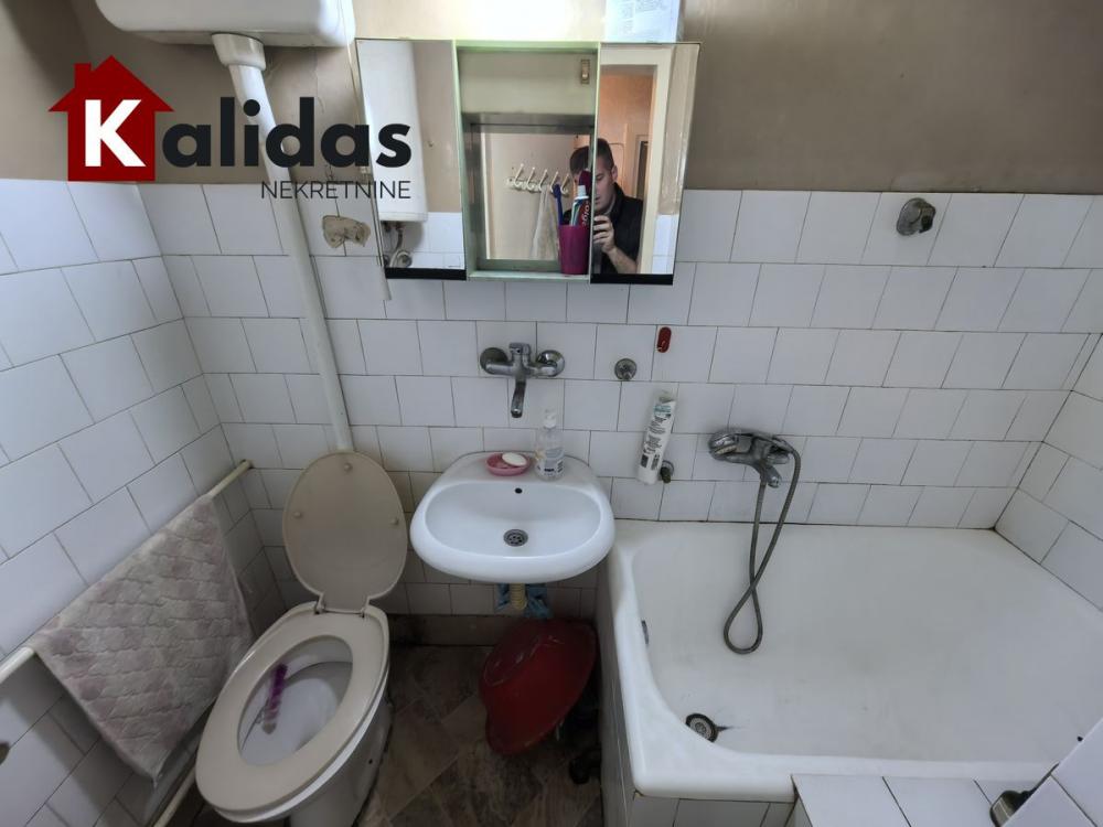 Slika 5 - Stan,NOVI SAD,DETELINARA,kv: 52, € 118450, ID: 1008775