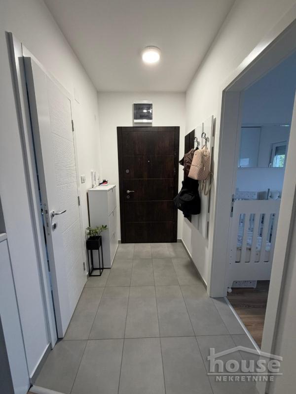 Slika 10 - Stan,NOVI SAD,ADICE,kv: 29.00, € 78000, ID: 1065802