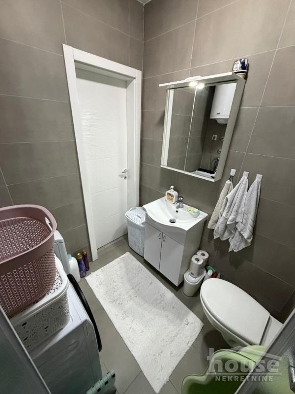 Slika 8 - Stan,NOVI SAD,ADICE,kv: 29.00, € 78000, ID: 1065802