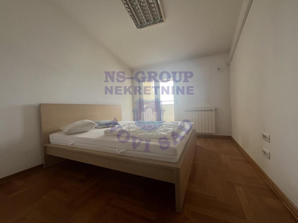 Slika 7 - Na prodaju ekskluzivan penthouse na jednoj od najatraktivnijih lokacija u Novom Sadu