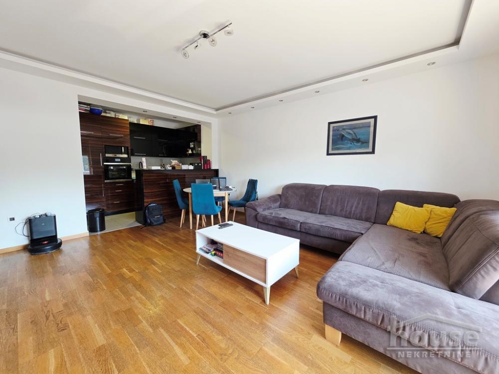 Slika 2 - Stan,NOVI SAD,NOVA DETELINARA,kv: 69.00, € 215000, ID: 1065806