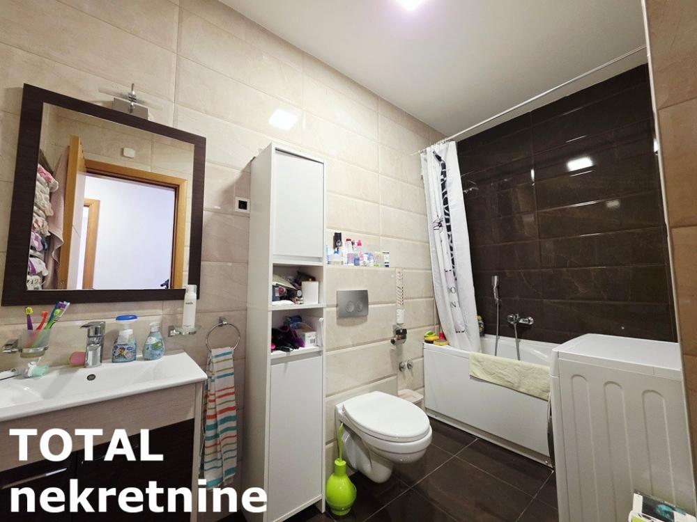 Slika 9 - Stan,NOVI SAD,NOVA DETELINARA,kv: 69.00, € 215000, ID: 1102652