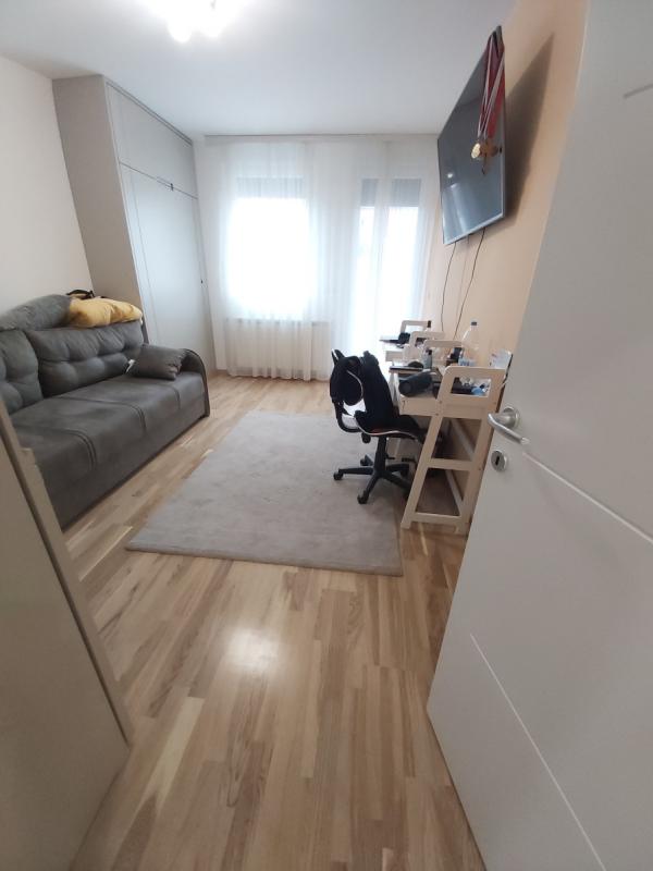 Slika 3 - Stan,NOVI SAD,SAJAM,kv: 149.00, € 494400, ID: 1055541
