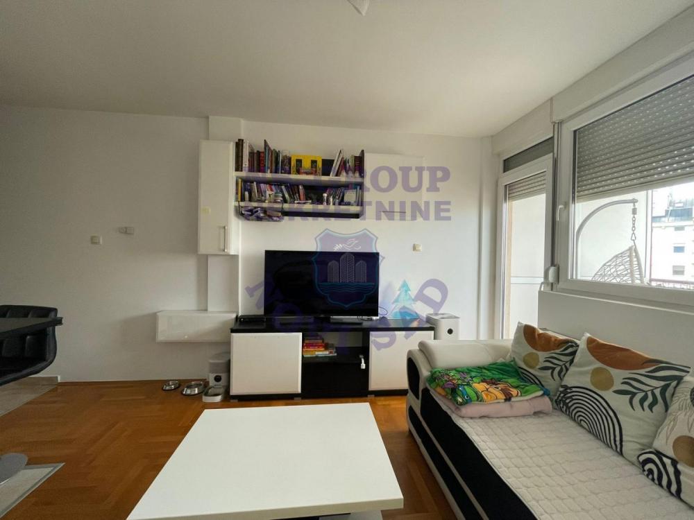 Slika 1 - Dvoiposoban 61m2 Bulevar patrijarha Pavla