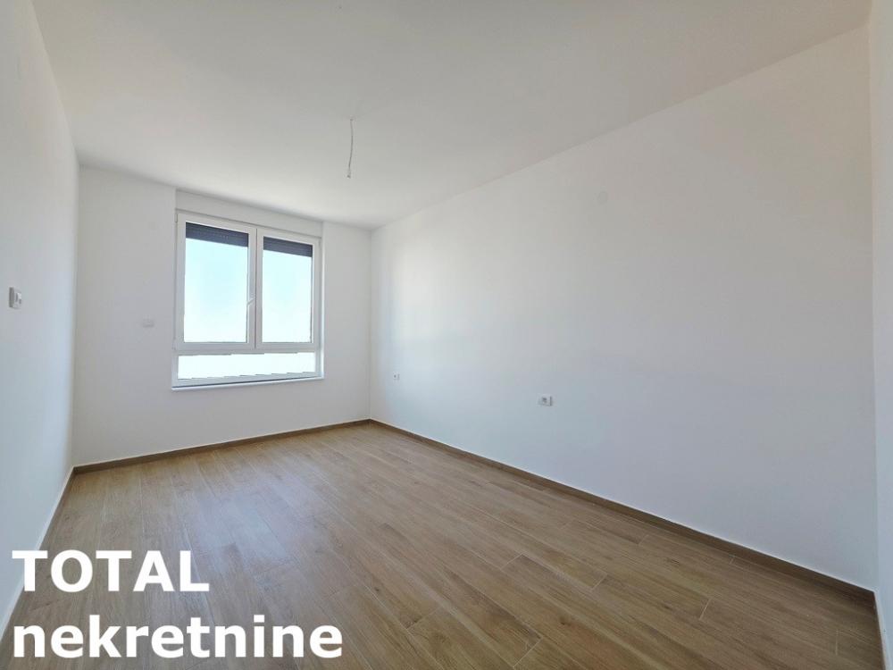 Slika 8 - Stan,NOVI SAD,TELEP,kv: 65.00, € 179000, ID: 1102669