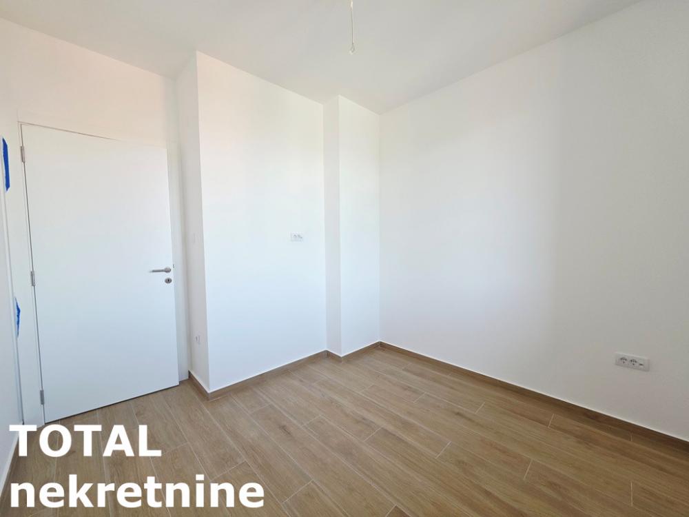 Slika 6 - Stan,NOVI SAD,TELEP,kv: 65.00, € 179000, ID: 1102669