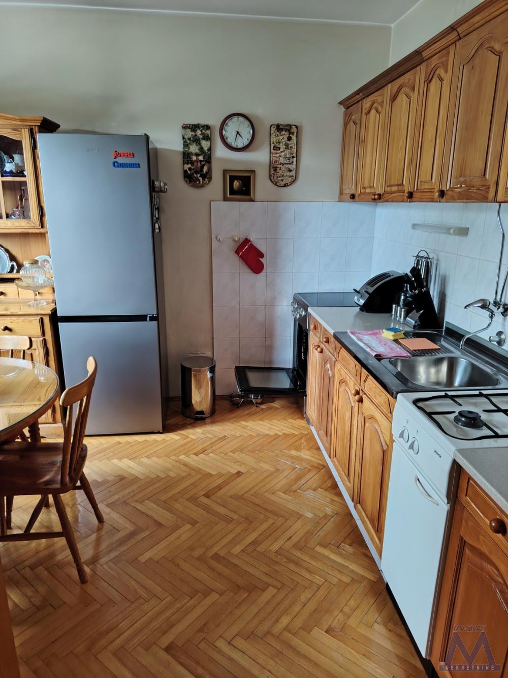 Slika 3 - Stan,NOVI SAD,CENTAR,kv: 95, € 259000, ID: 1019373