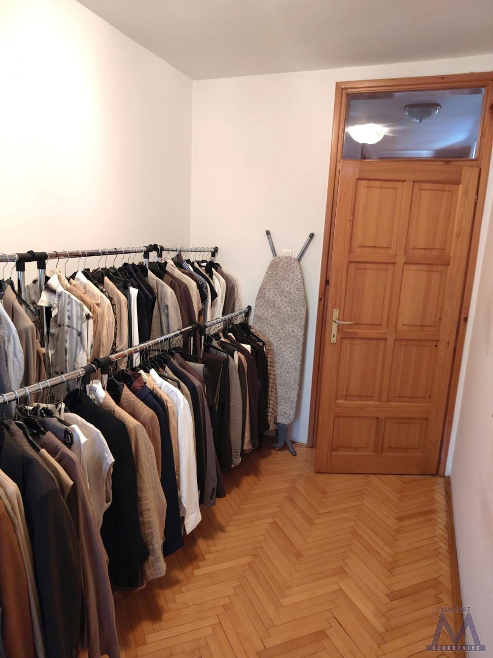 Slika 11 - Stan,NOVI SAD,CENTAR,kv: 95, € 259000, ID: 1019373