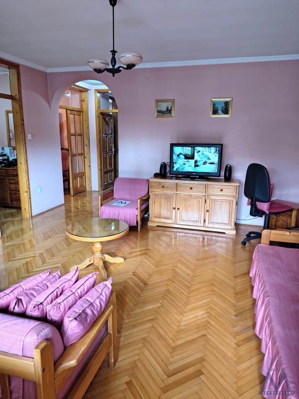 Slika 2 - Stan,NOVI SAD,CENTAR,kv: 95, € 259000, ID: 1019373
