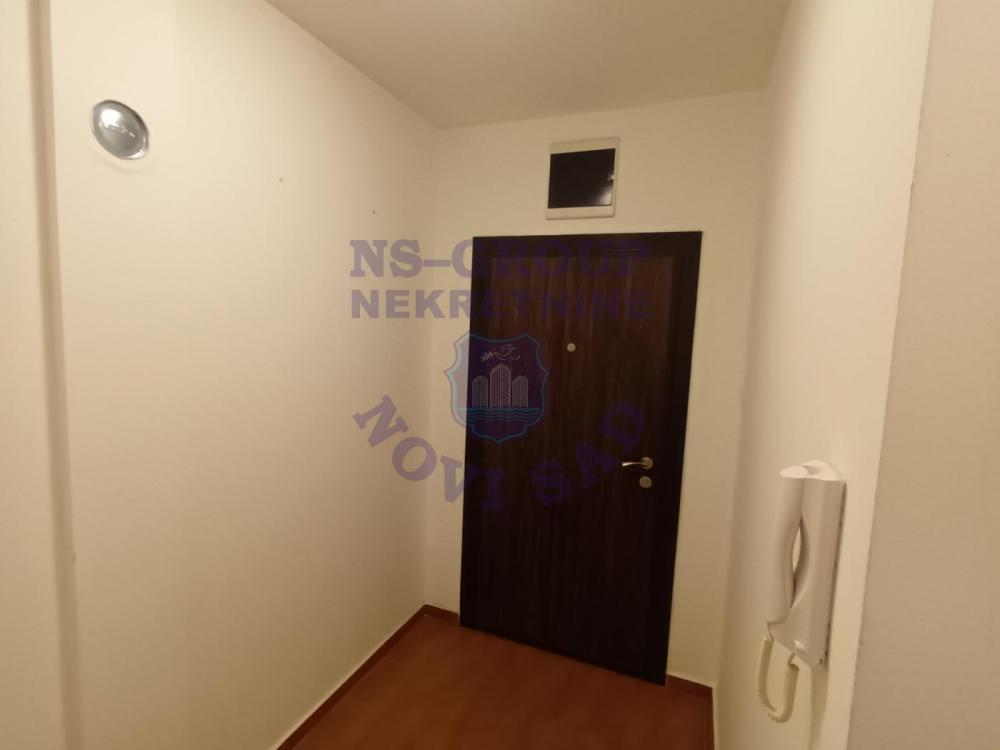 Slika 7 - Dvosoban stan na Novom Naselju!