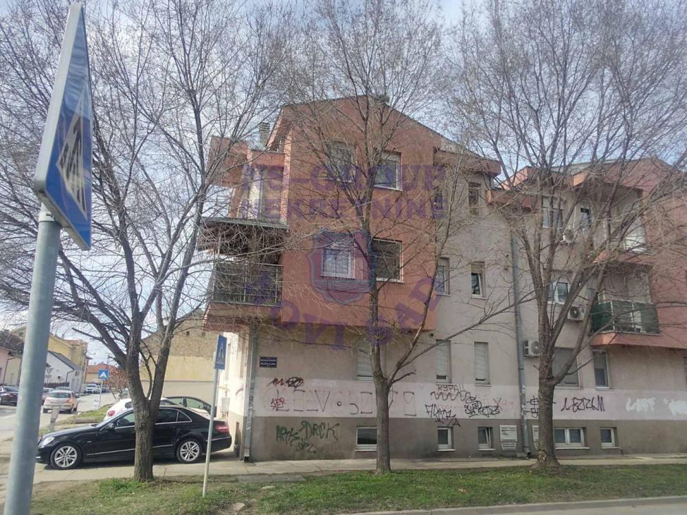 Slika 11 - Dvoiposoban, 67m2, Telep Novi Sad