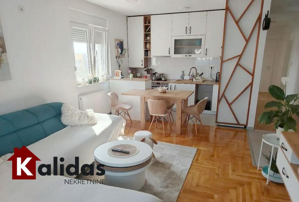 Slika 1 - Stan,NOVI SAD,KLISA,kv: 73, € 143000, ID: 1008808