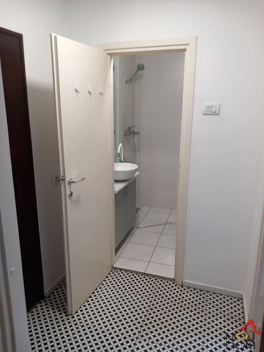 Slika 5 - Stan,NOVI SAD,BULEVAR,kv: 31, € 111240, ID: 1032297