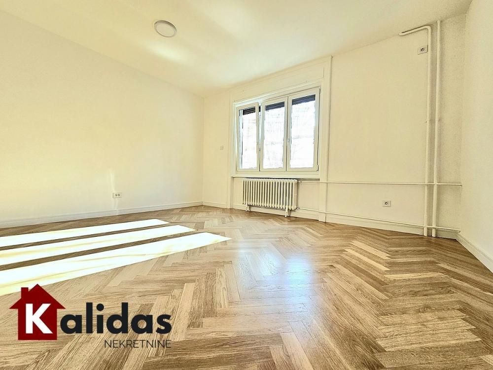Glavna slika -Stan,NOVI SAD,KEJ,kv: 112, € 397990, ID: 1008810