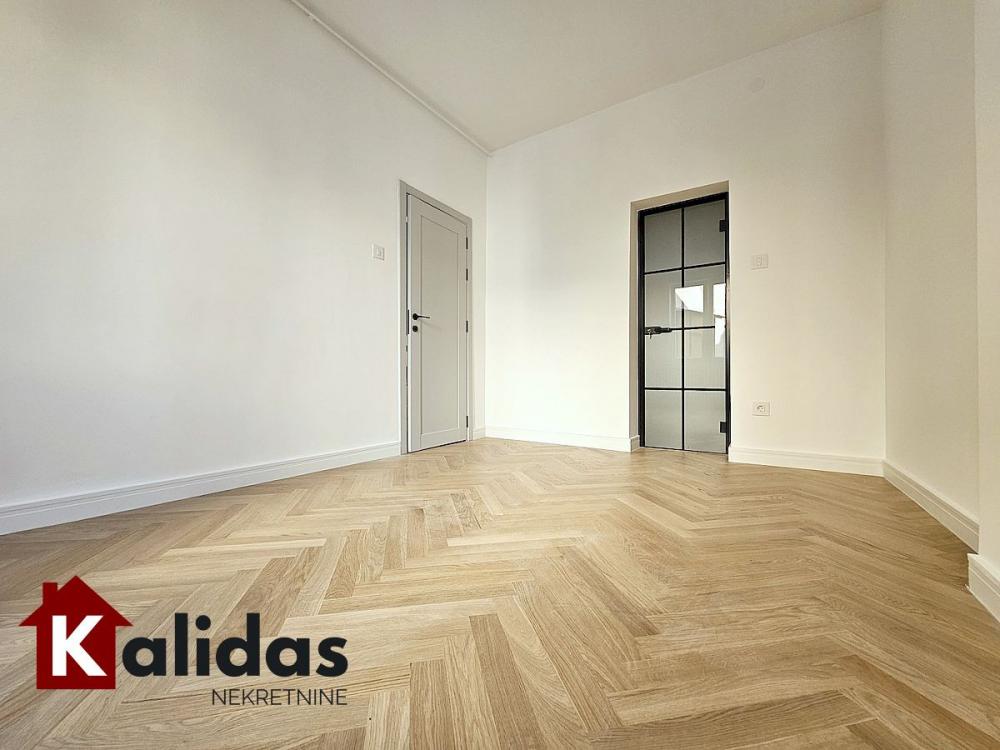 Slika 7 - Stan,NOVI SAD,KEJ,kv: 112, € 397990, ID: 1008810