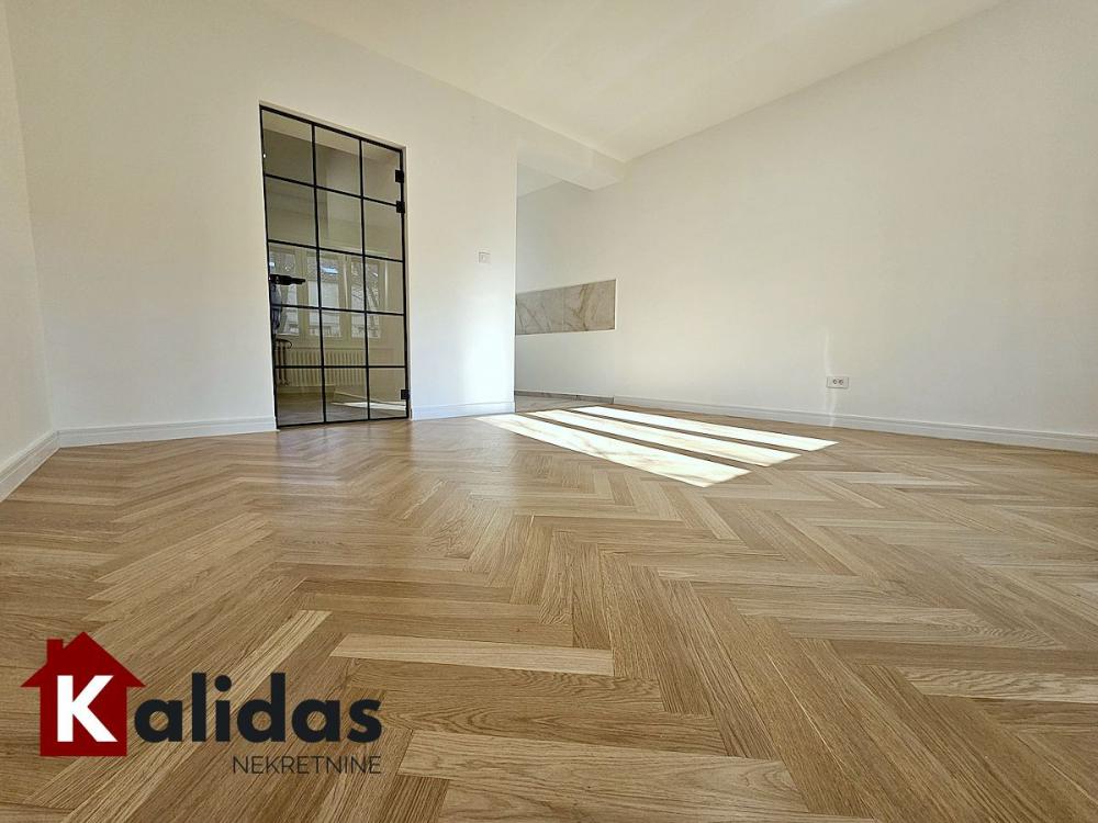 Slika 2 - Stan,NOVI SAD,KEJ,kv: 112, € 397990, ID: 1008810