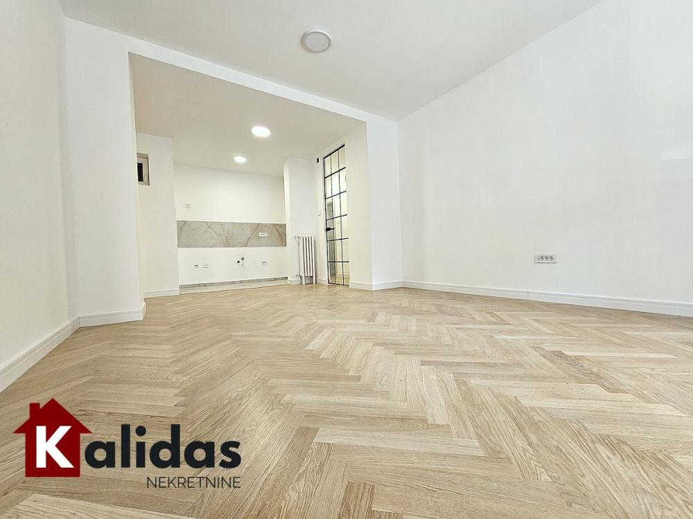 Slika 1 - Stan,NOVI SAD,KEJ,kv: 75, € 266500, ID: 1008809