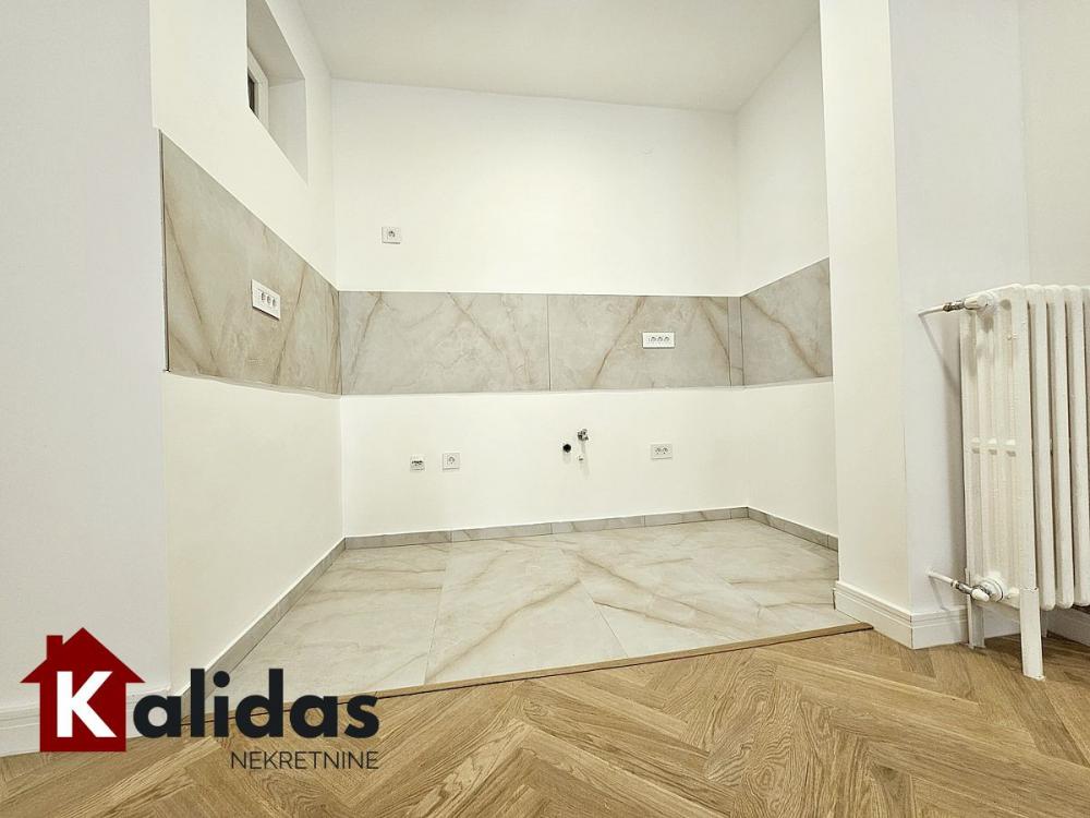 Slika 2 - Stan,NOVI SAD,KEJ,kv: 75, € 266500, ID: 1008809
