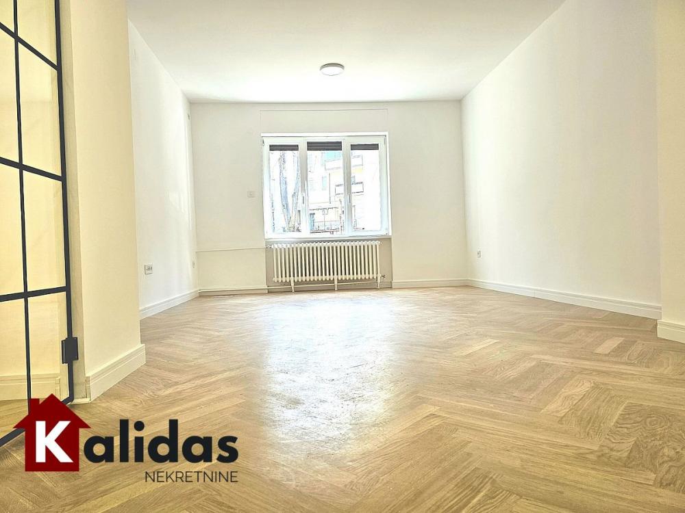 Slika 4 - Stan,NOVI SAD,KEJ,kv: 75, € 266500, ID: 1008809