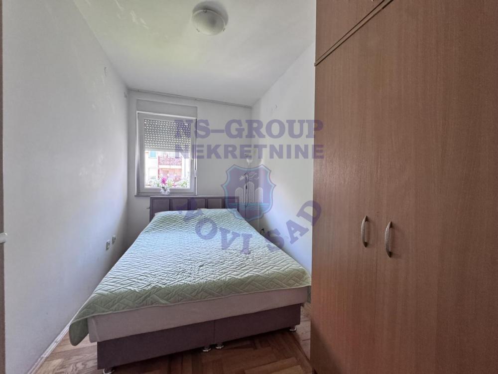 Slika 1 - Dvosoban, 42m2, Nova Detelinara Novi Sad, sa terasom, ima lift