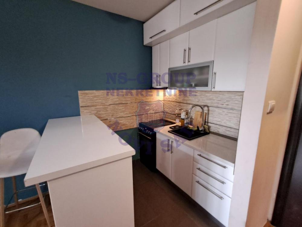 Slika 4 - Prodaja stana, 30m2, Grbavica Novi Sad, sa terasom, ima lift