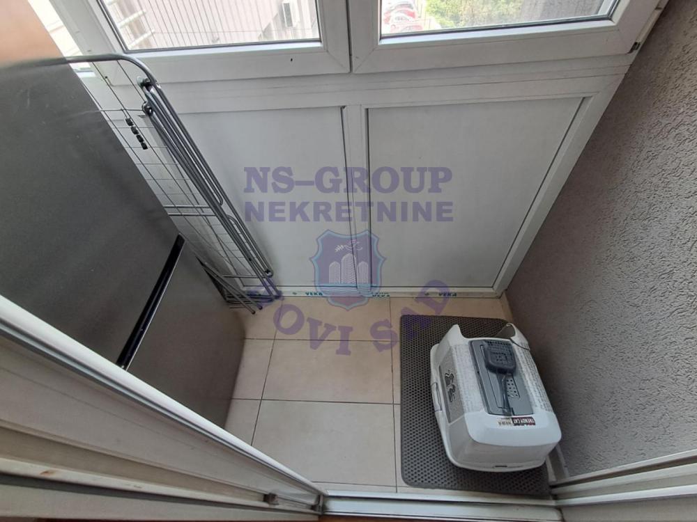 Slika 5 - Prodaja stana, 30m2, Grbavica Novi Sad, sa terasom, ima lift