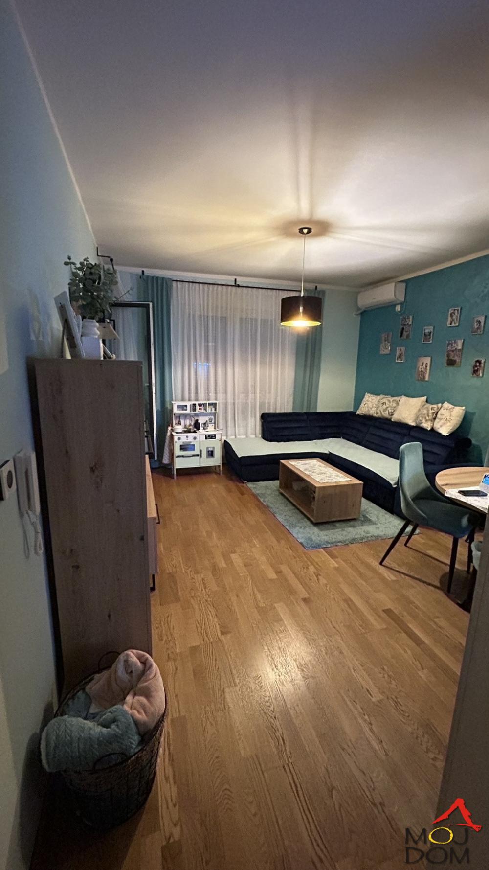 Slika 2 - Stan,NOVI SAD,ADAMOVIĆEVO NASELJE,kv: 59, € 221450, ID: 1032260