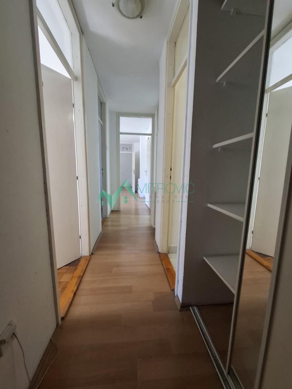 Slika 7 - Novi sad, Nova Detelinara - dvoiposoban stan 