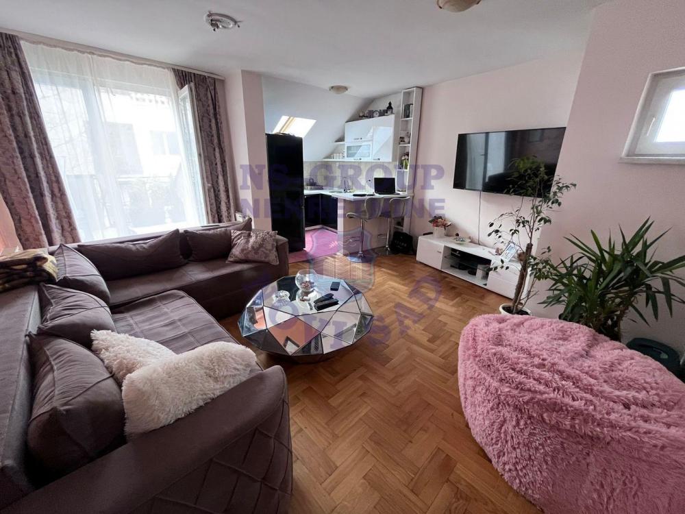 Slika 1 - U ponudi trosoban stan od 75m2 na Salajci