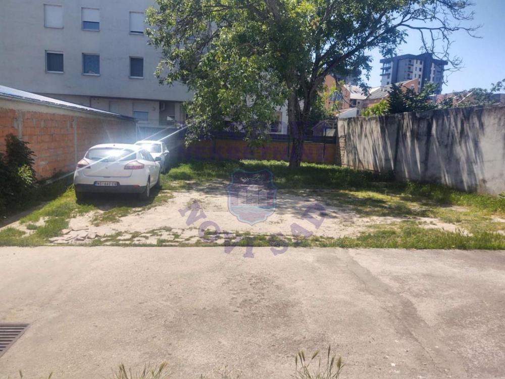 Slika 11 - Odlična, komforna garsonjera na Novoj Detelinari!
