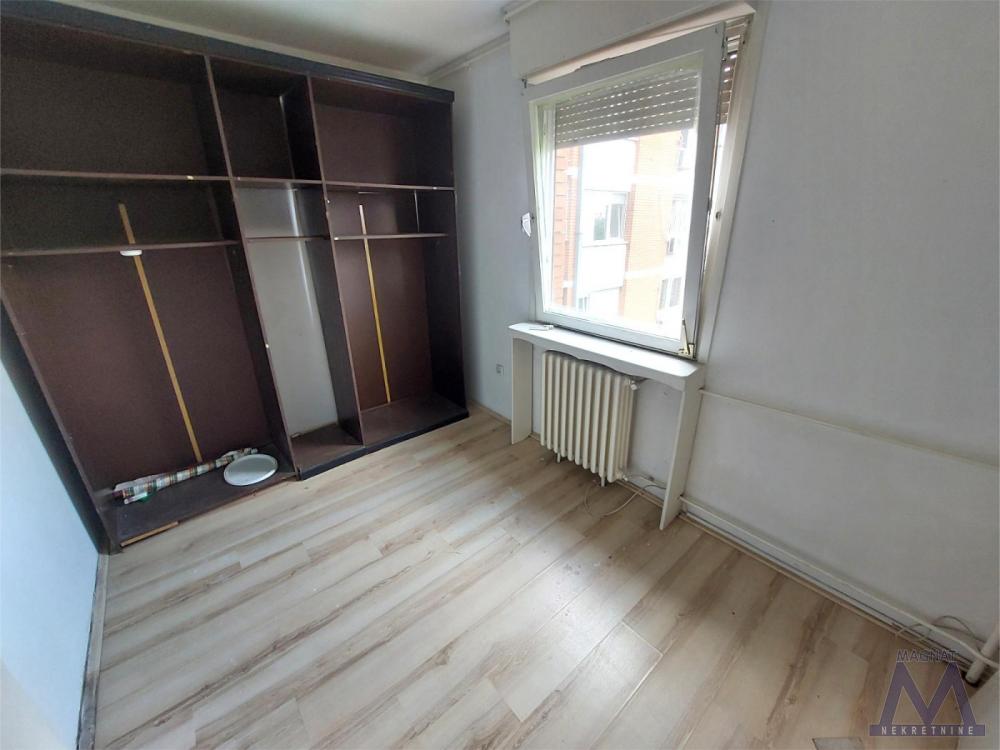Slika 5 - Stan,NOVI SAD,AVIJACIJA,kv: 72, € 142000, ID: 1019374