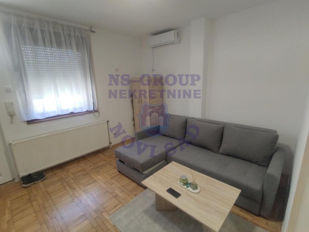Slika 1 - 571320-Odlična, komforna garsonjera na Novoj Detelinari! 