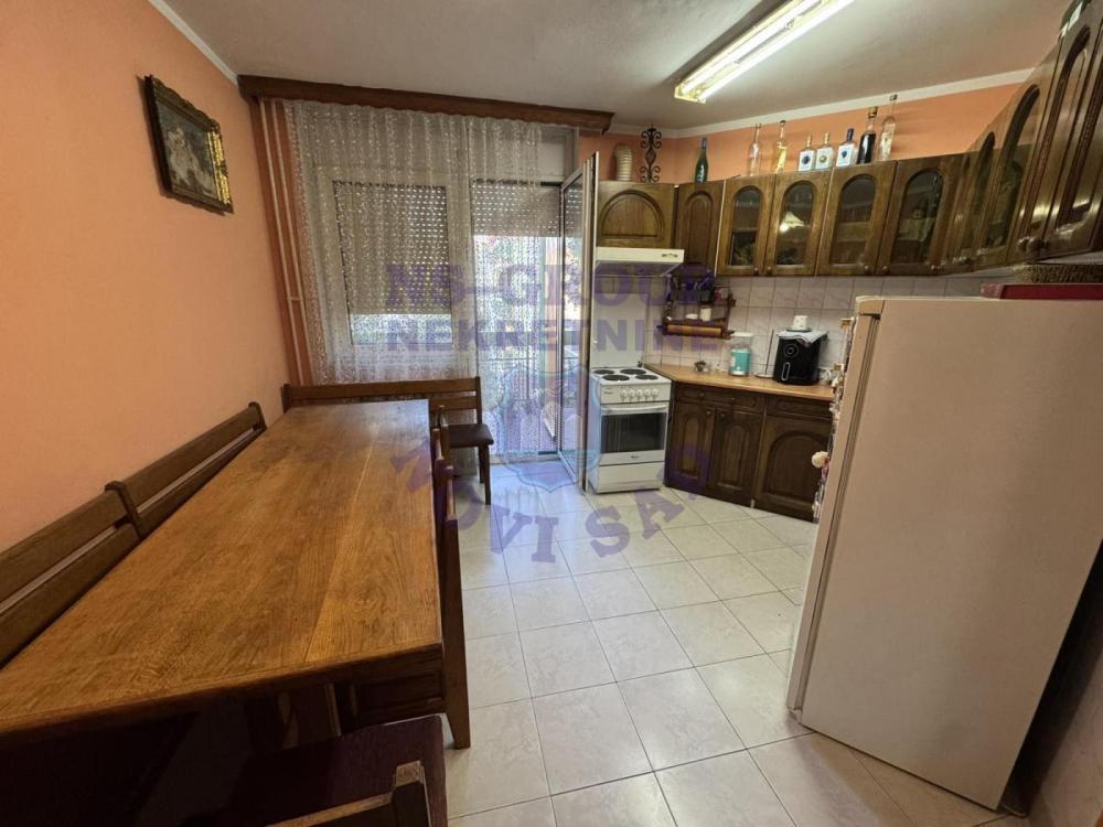 Slika 4 - Prodaje se dvosoban stan na ataktivnoj lokaciji na Novom Naselju.