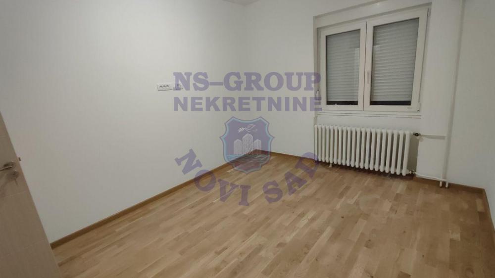 Slika 8 - Dvoiposoban stan na Železničkoj stanici 