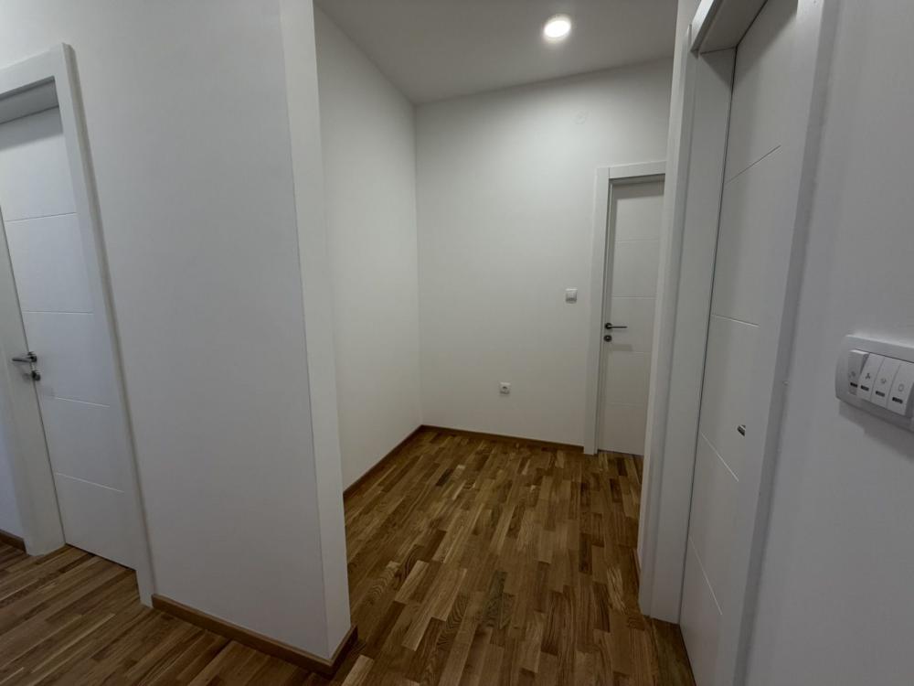 Slika 4 - SALAJKA - 90m2 - Garažno mesto u ceni