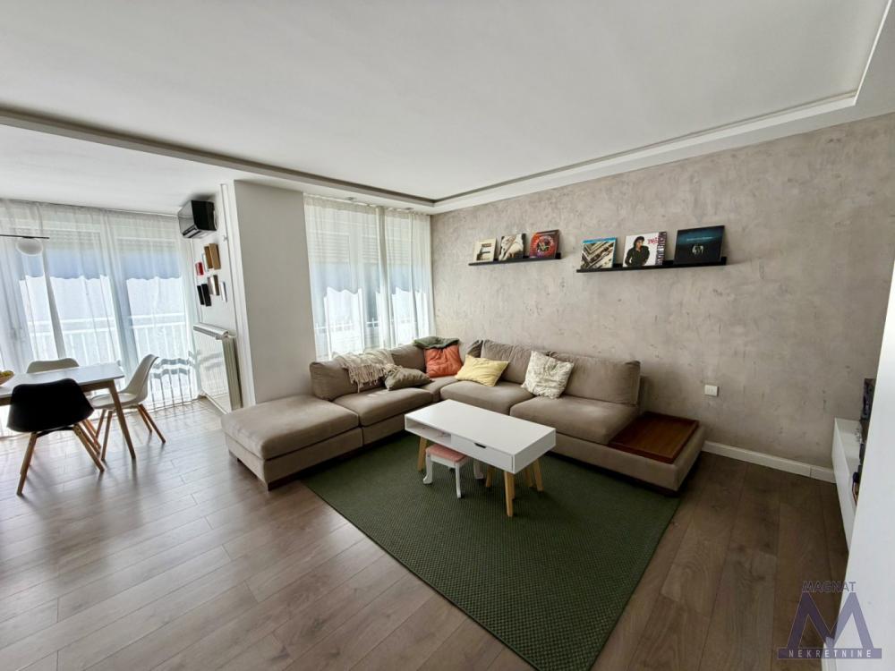 Slika 2 - Stan,NOVI SAD,LIMAN 3,kv: 82, € 278000, ID: 1019375