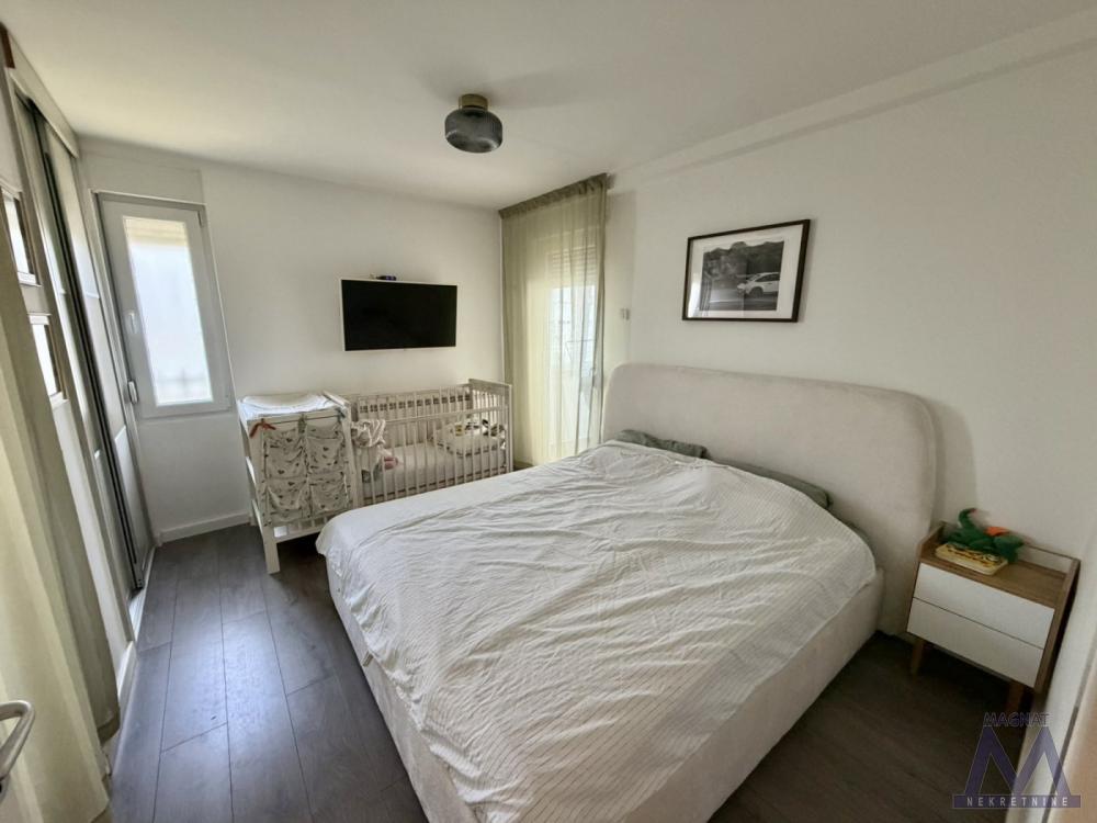 Slika 9 - Stan,NOVI SAD,LIMAN 3,kv: 82, € 278000, ID: 1019375
