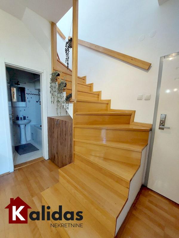 Slika 11 - Stan,NOVI SAD,CENTAR,kv: 42, € 128750, ID: 1008814
