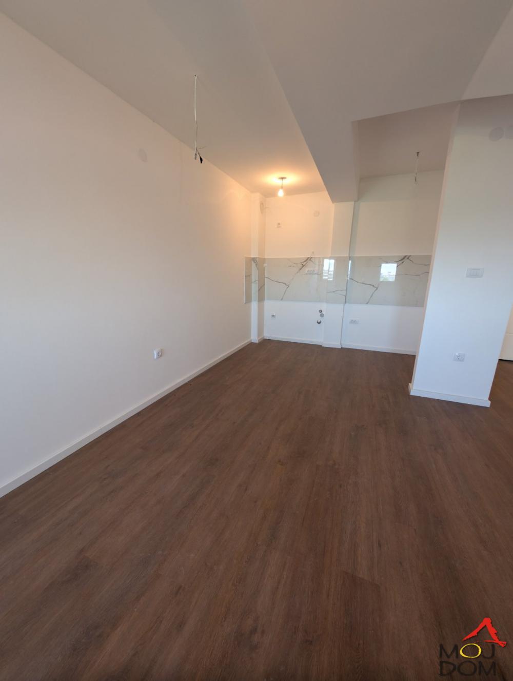 Slika 1 - Stan,NOVI SAD,PODBARA,kv: 41, € 114300, ID: 1030545