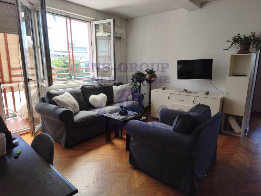 Slika 11 - Na prodaju troiposoban duplex lepog rasporeda na Grbavici!