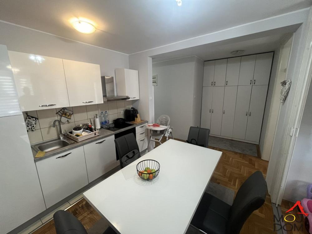 Slika 2 - Stan,NOVI SAD,GRBAVICA,kv: 44, € 154450, ID: 1032303