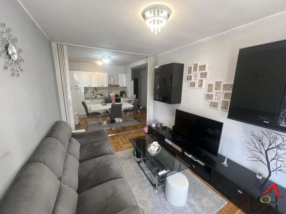 Slika 4 - Stan,NOVI SAD,GRBAVICA,kv: 44, € 154450, ID: 1032303