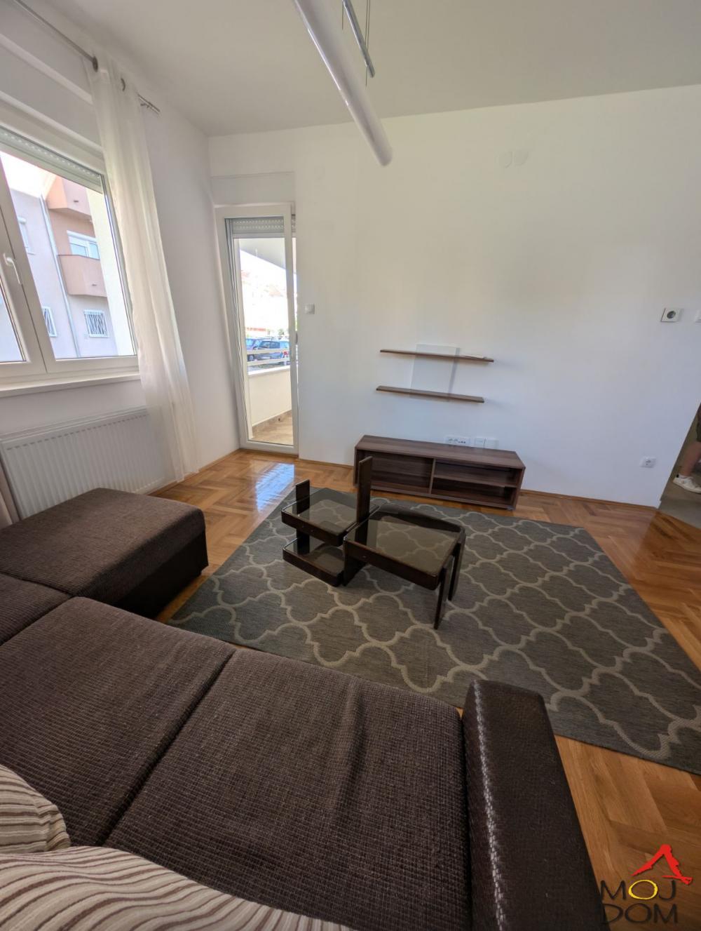 Slika 3 - Stan,NOVI SAD,ŠARENGRAD,kv: 37, € 128750, ID: 1032335