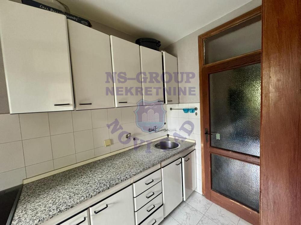 Slika 2 - ~ Komforan dvosoban stan na Novom Naselju ~