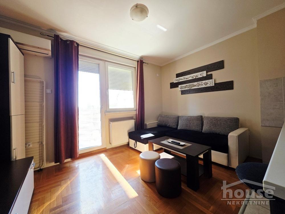 Glavna slika -Stan,NOVI SAD,BULEVAR,kv: 23.00, € 98000, ID: 1065837