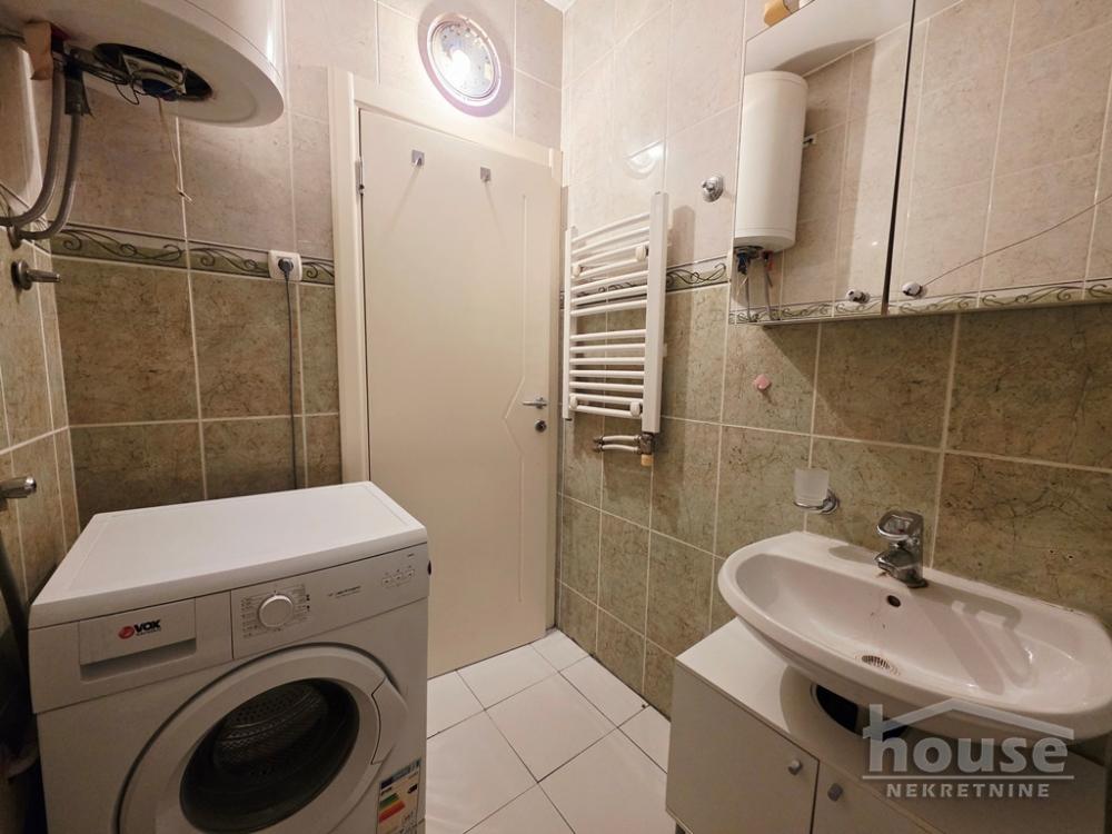 Slika 5 - Stan,NOVI SAD,BULEVAR,kv: 23.00, € 98000, ID: 1065837