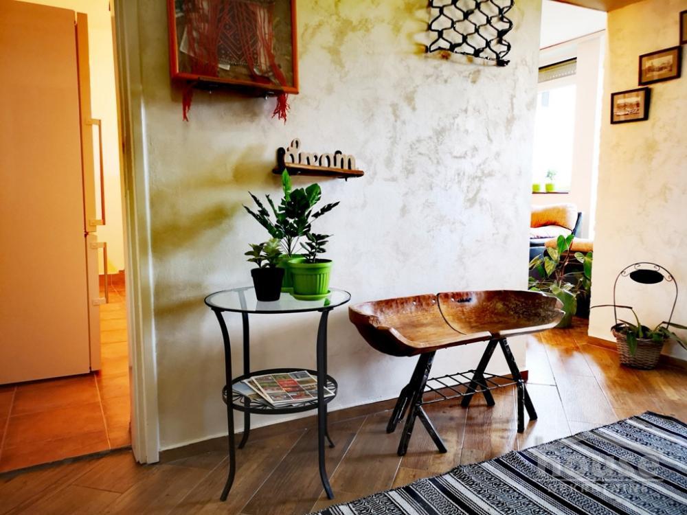 Glavna slika -Stan,NOVI SAD,BULEVAR EVROPE,kv: 90.00, € 185000, ID: 1060148