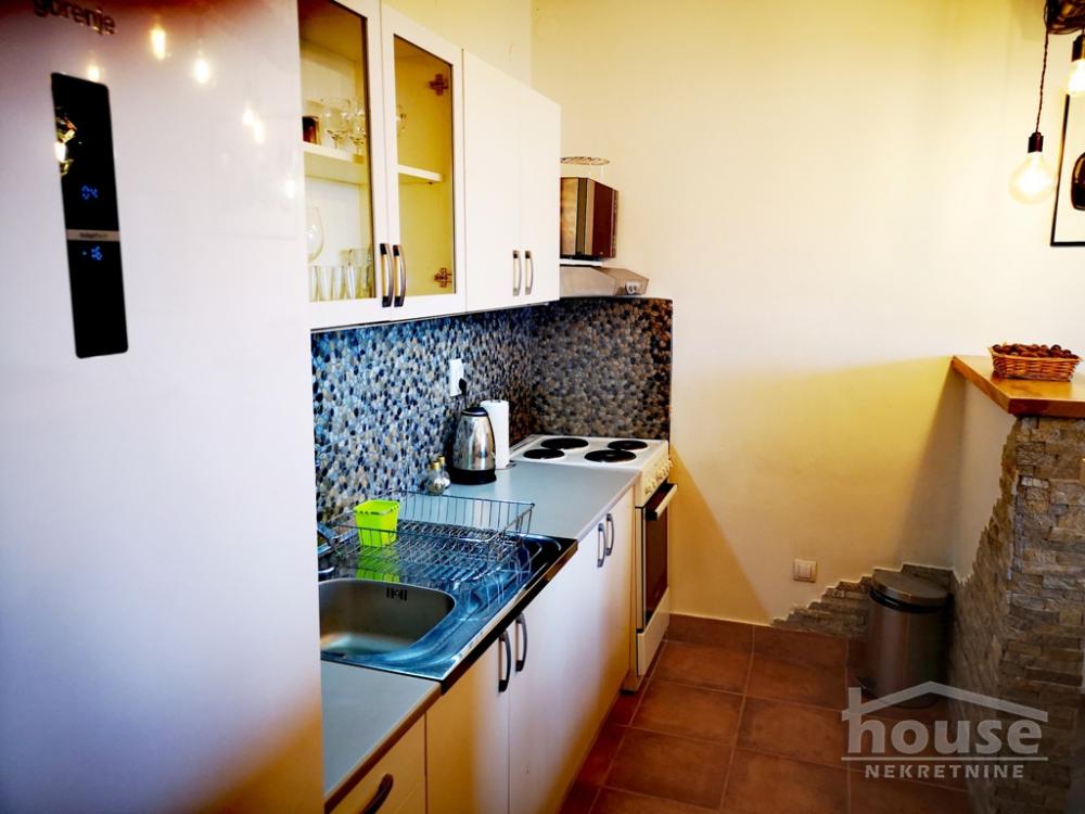 Slika 6 - Stan,NOVI SAD,BULEVAR EVROPE,kv: 90.00, € 185000, ID: 1060148